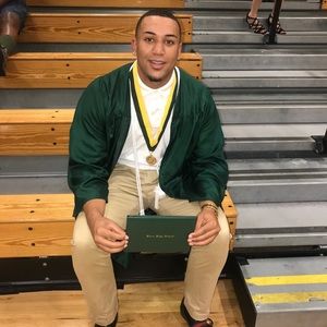 Meet your Posher, Quinton